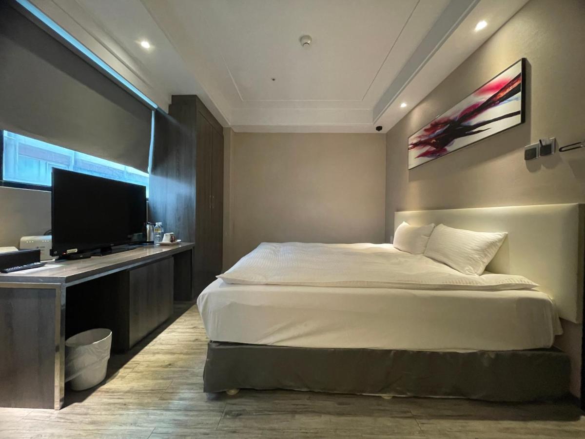 Royal Fine Hotel Гаосюн Экстерьер фото